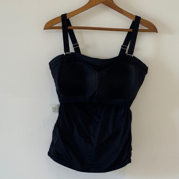 NWOT Tankini swim top - Picture 8 of 11